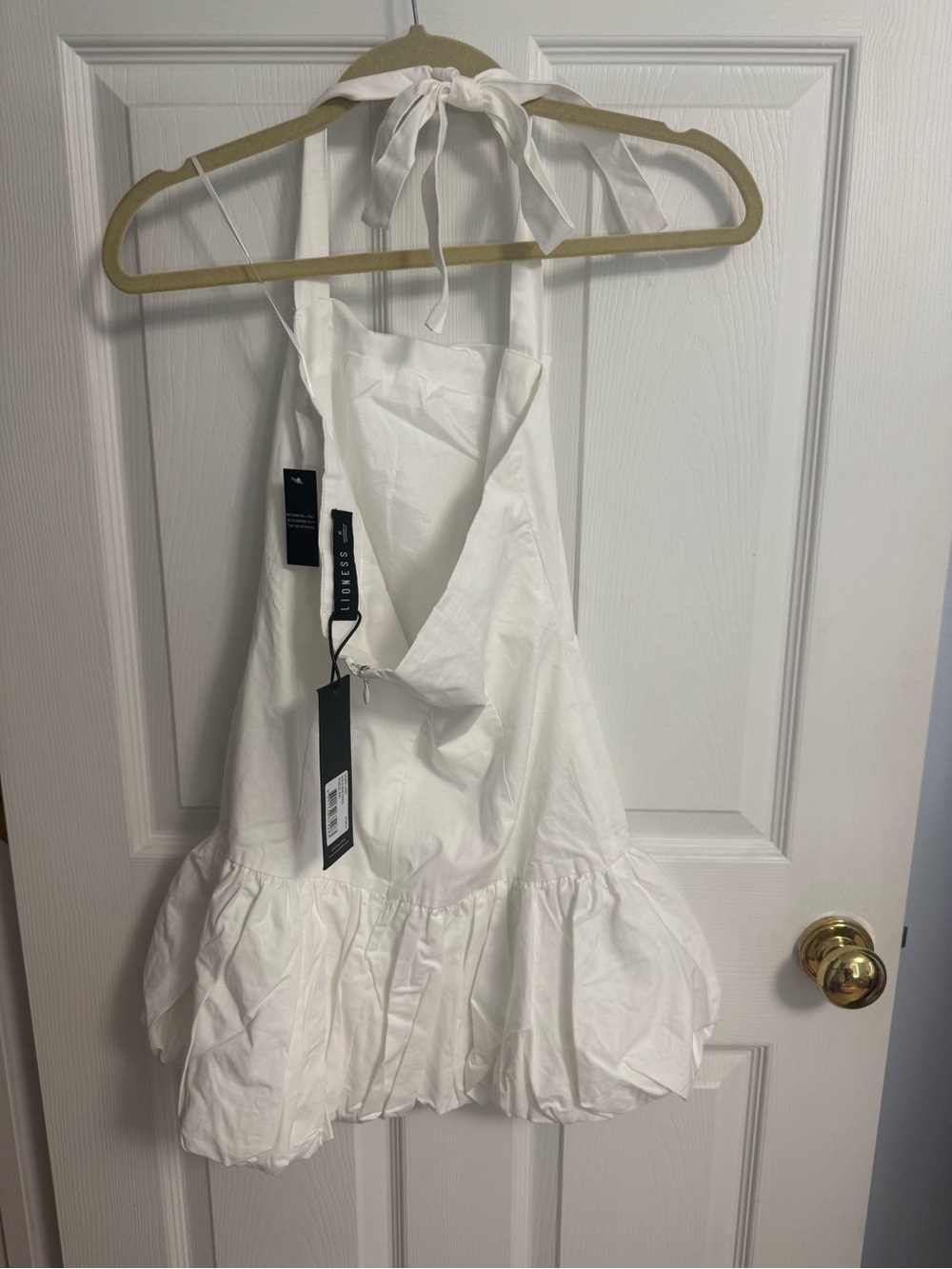 Lioness Sofia Mini Dress in Porcelain White Halter Mini Dress NWT - Picture 4 of 5